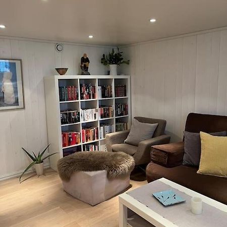 Hybel Med Bad Apartment Egersund Exterior foto
